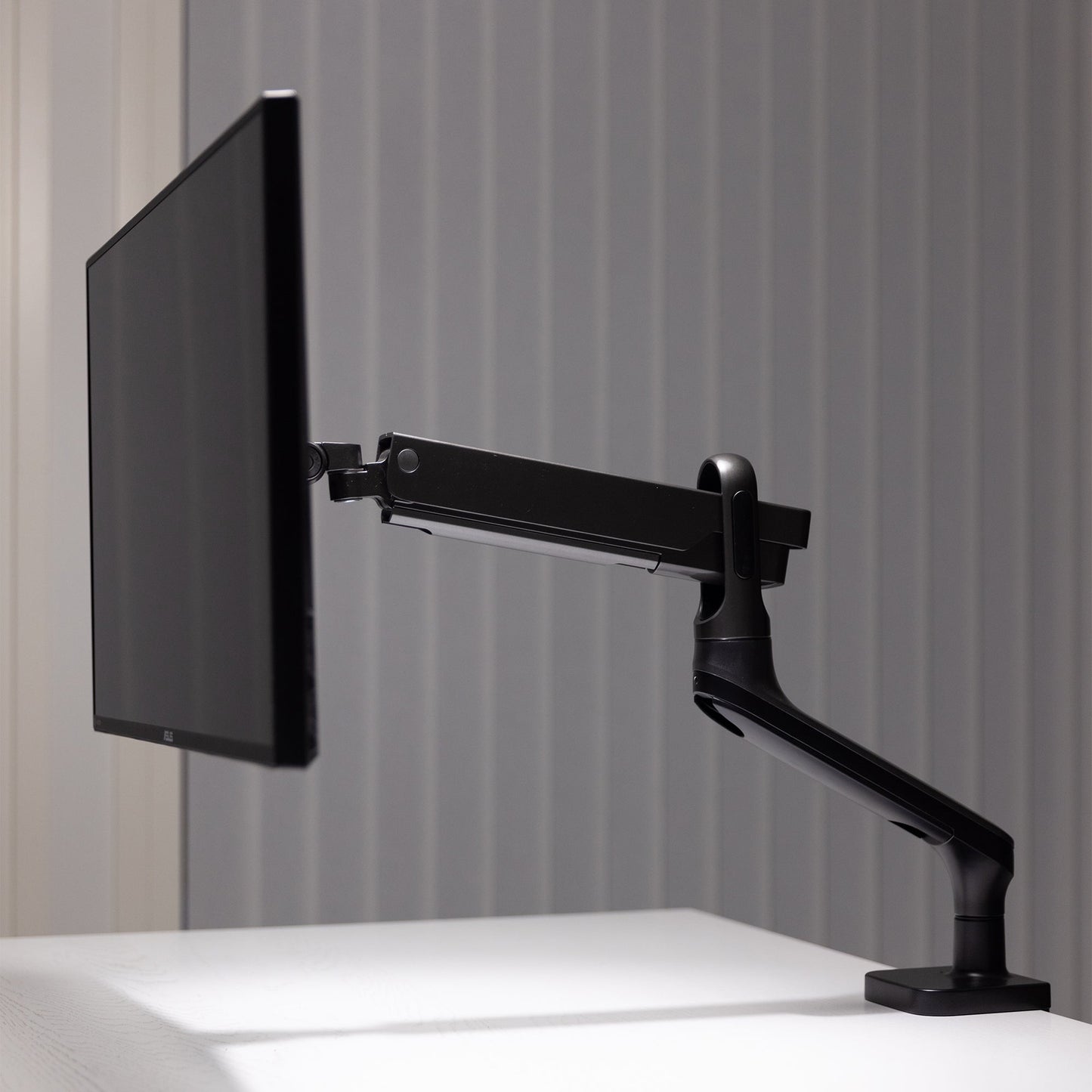 Alterzone Loop Single Monitor Arm, Black